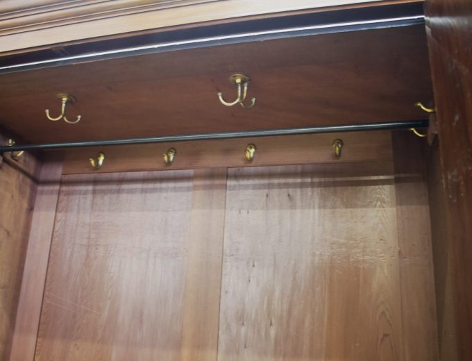 Antique Edwardian Mahogany and Walnut Wardrobe, 1900s #1836 2