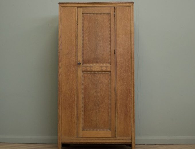 Oak Art Deco Wardrobe Hall Robe Cupboard by Harris Lebus, 1930s #1847 9