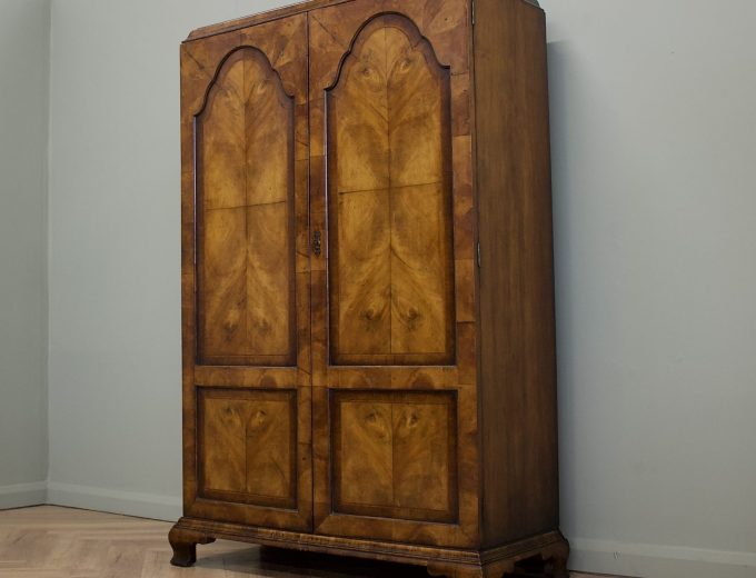 Vintage Art Deco Figured Walnut Wardrobe, 1920s #1850 7