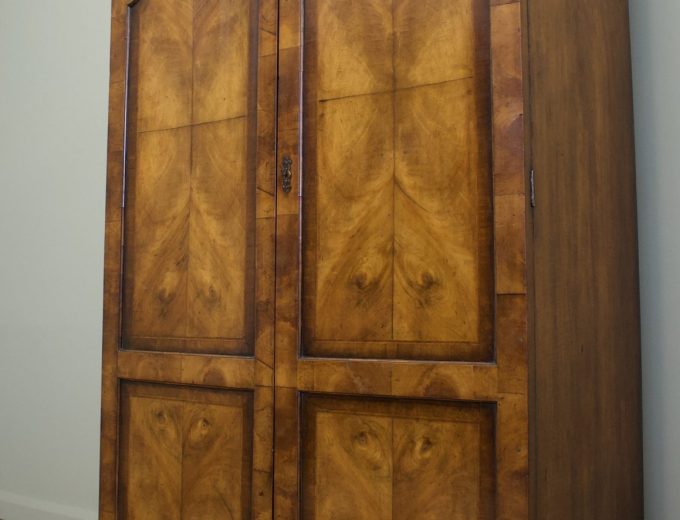 Vintage Art Deco Figured Walnut Wardrobe, 1920s #1850 6