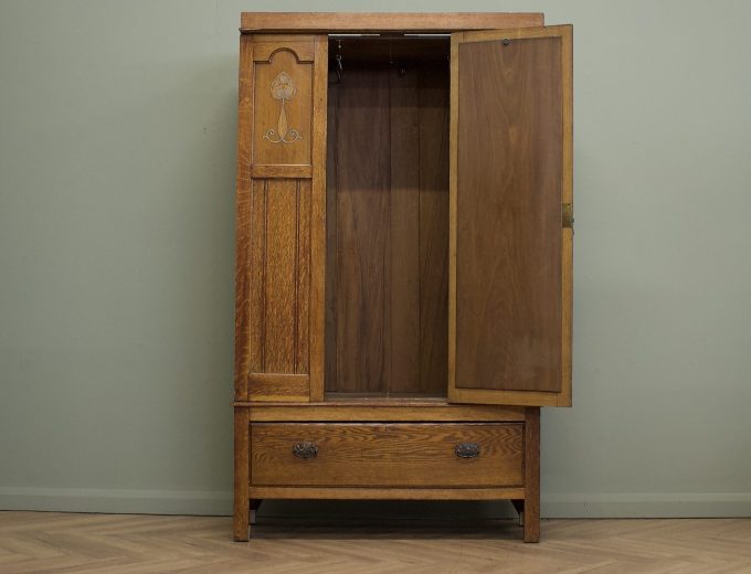 Antique Arts and Crafts Oak Wardrobe Hall Cupboard, 1900s #1789 4