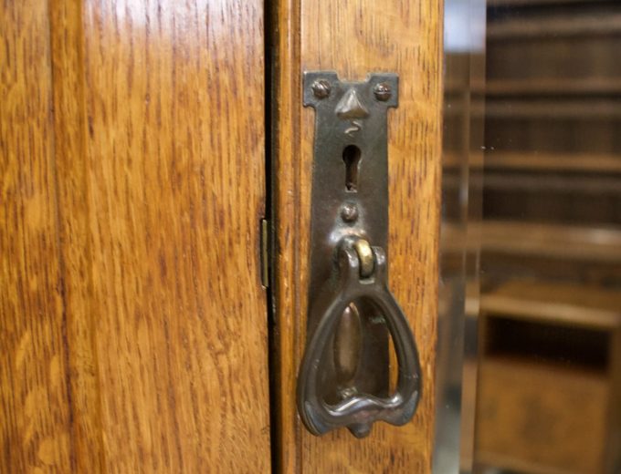 Antique Arts and Crafts Oak Wardrobe Hall Cupboard, 1900s #1789 1