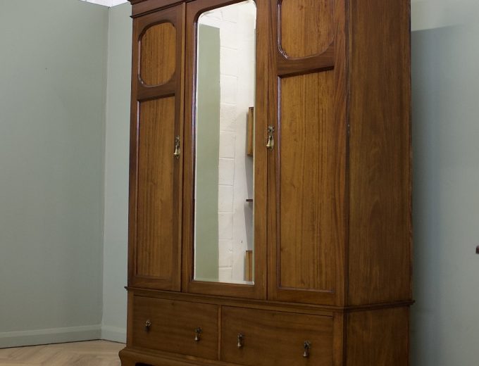 Antique Edwardian Mahogany A. Gardner & Son, Glasgow Wardrobe, 1900s, #1857 10