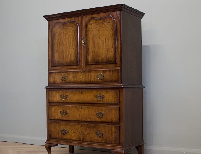 Art Deco Walnut Tallboy Cabinet on Chest from Waring and Gillow, 1930s #1864 5