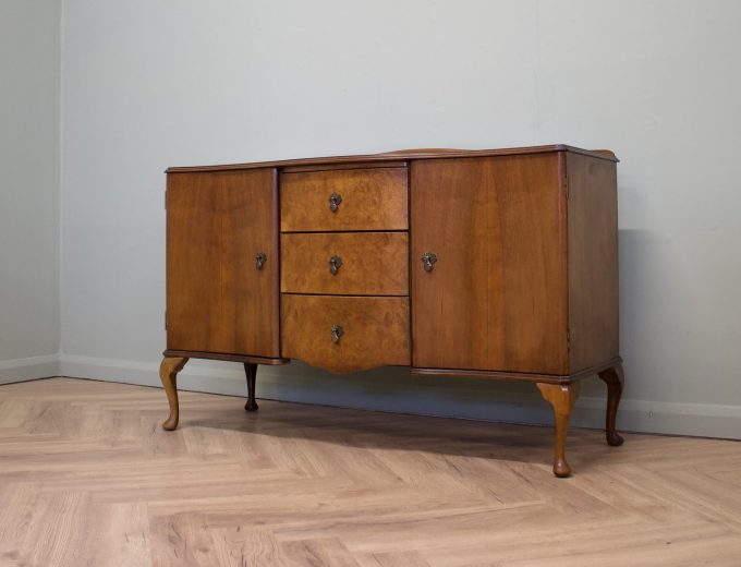 Vintage Walnut McIntosh Sideboard, 1950s #1863 9
