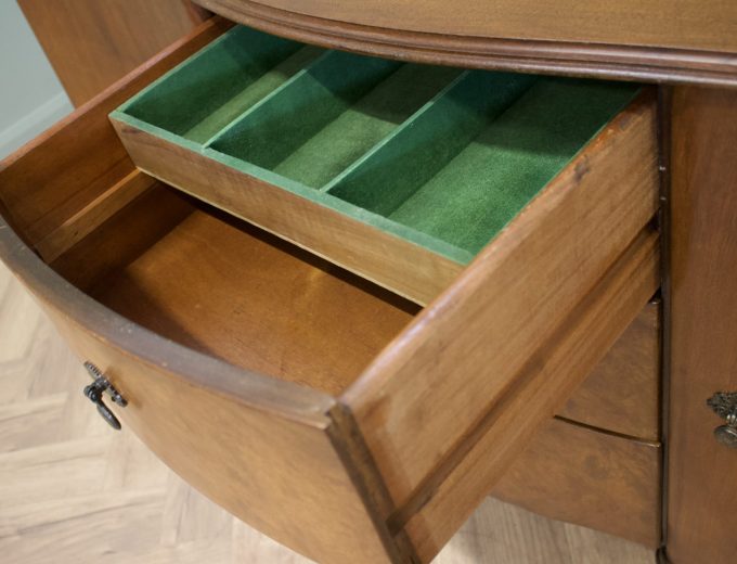 Vintage Walnut McIntosh Sideboard, 1950s #1863 3