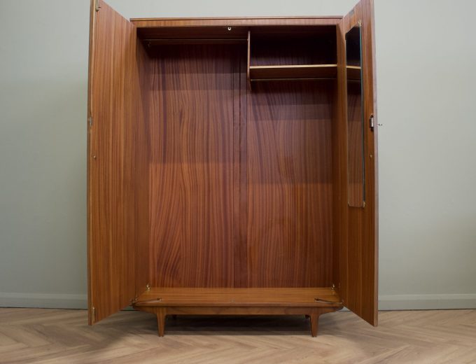 Mid Century Teak Double Door Wardrobe from Butilux, 1960s #1867 1 of 2 3
