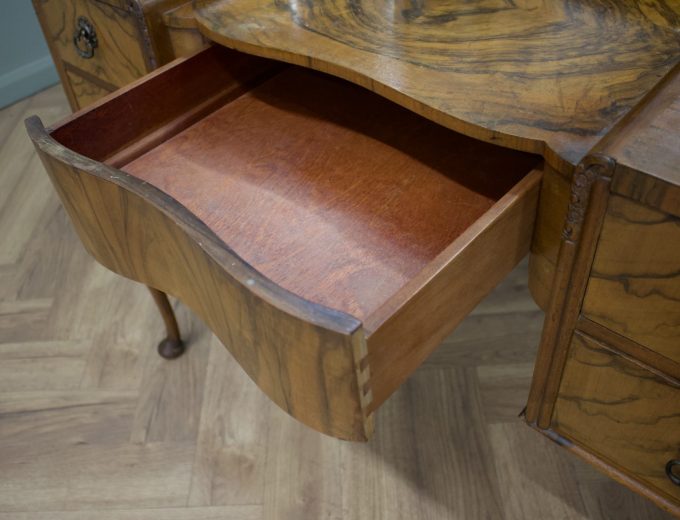 Art Deco Walnut Dressing Table, 1930s #1874 4