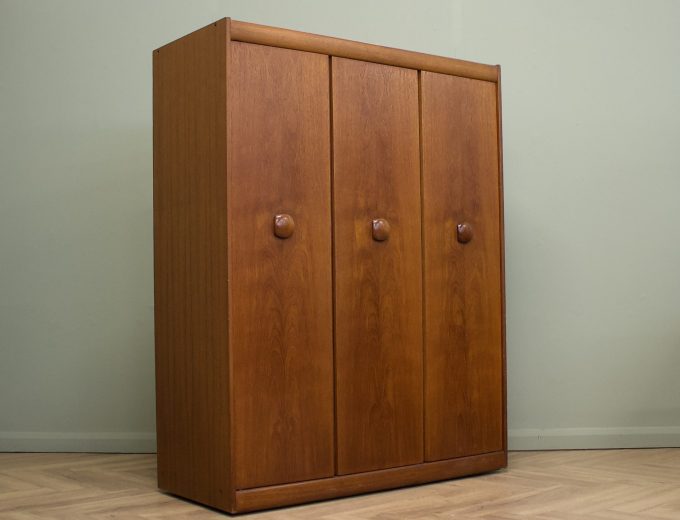 Mid Century Teak Triple Door Wardrobe from Elliots of Newbury, 1960s #1881 0