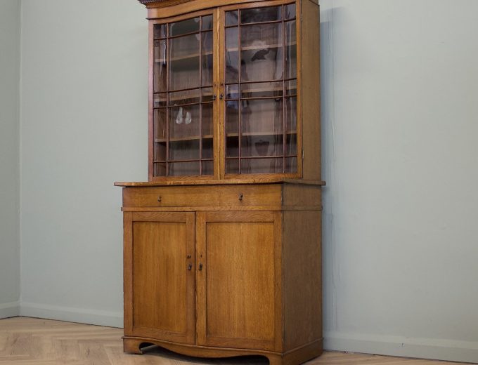 Vintage Georgian Style Oak Glazed Serpentine Bookcase, 1930s #1890 7