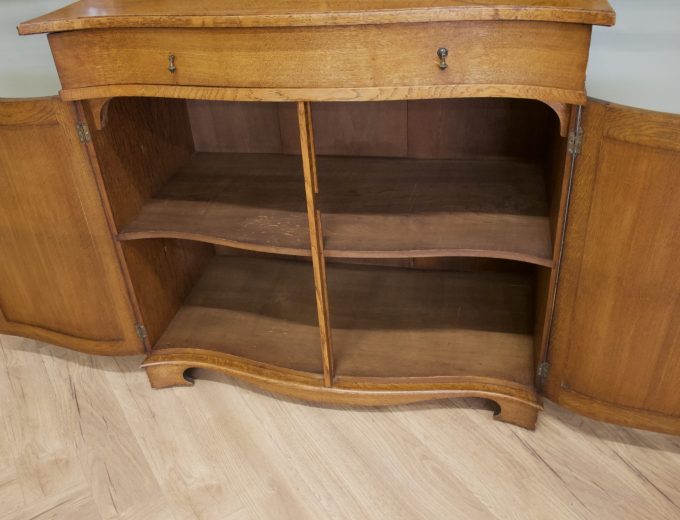 Vintage Georgian Style Oak Glazed Serpentine Bookcase, 1930s #1890 2