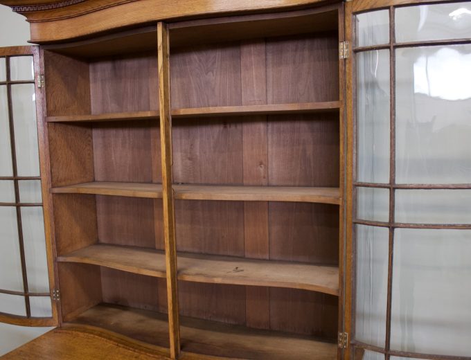 Vintage Georgian Style Oak Glazed Serpentine Bookcase, 1930s #1890 1