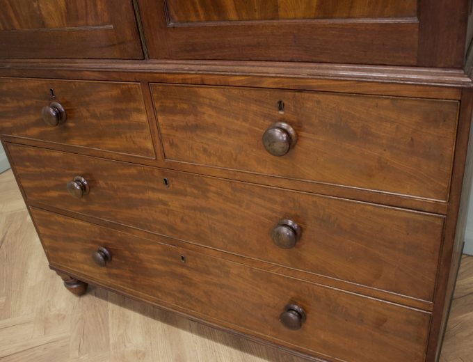 Victorian Flame Mahogany Linen Press 1860s #2163 5
